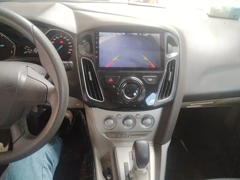 Ford Focus 2012 1.6L AT Comfort