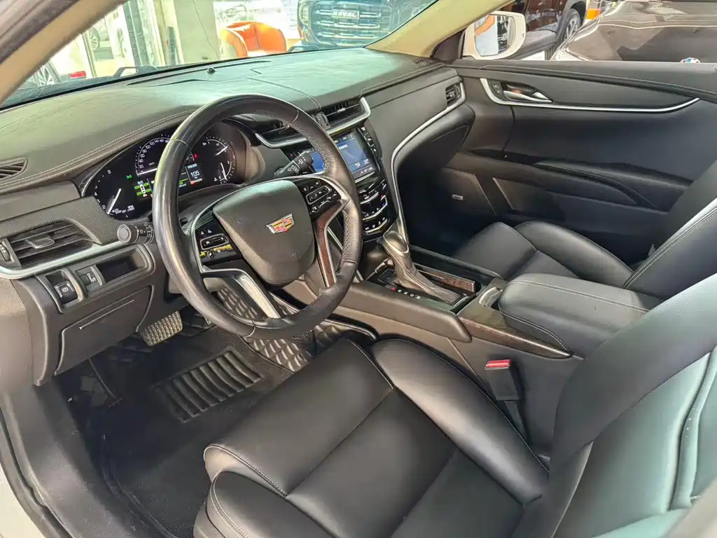 Cadillac XTS — миниатюра 7
