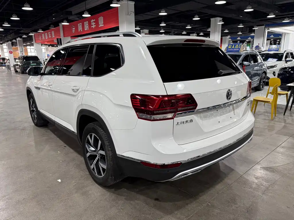 Volkswagen Teramont — миниатюра 9