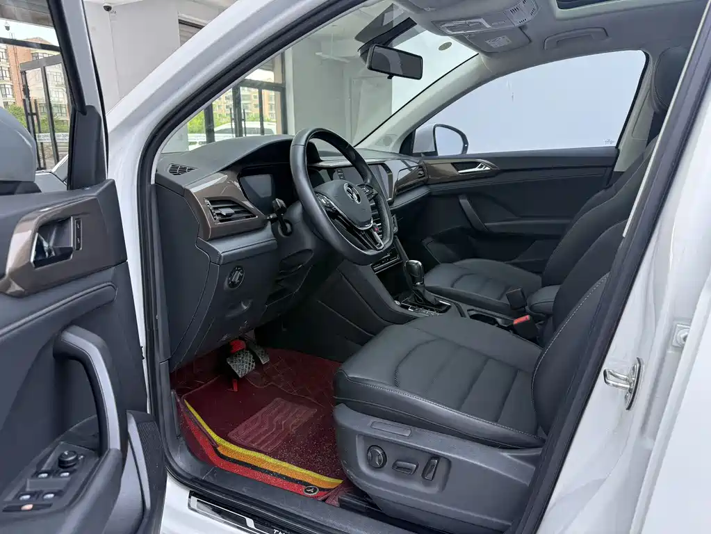 Volkswagen Tharu 2022 280TSI Luxury