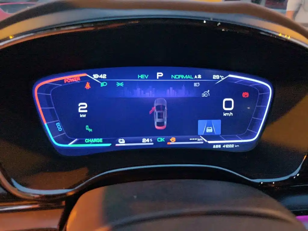 BYD Han — миниатюра 12