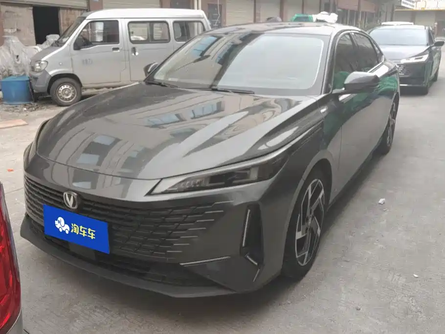 Changan Yida — миниатюра 2