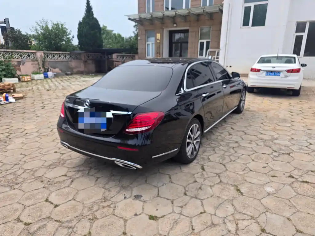 Mercedes-Benz E-Class E 2019 E 300 L Fashion