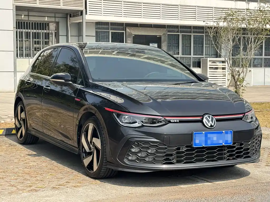 VOLKSWAGEN GOLF GTI