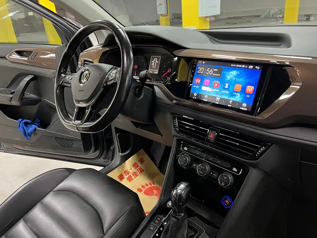 Volkswagen Tharu — миниатюра 9