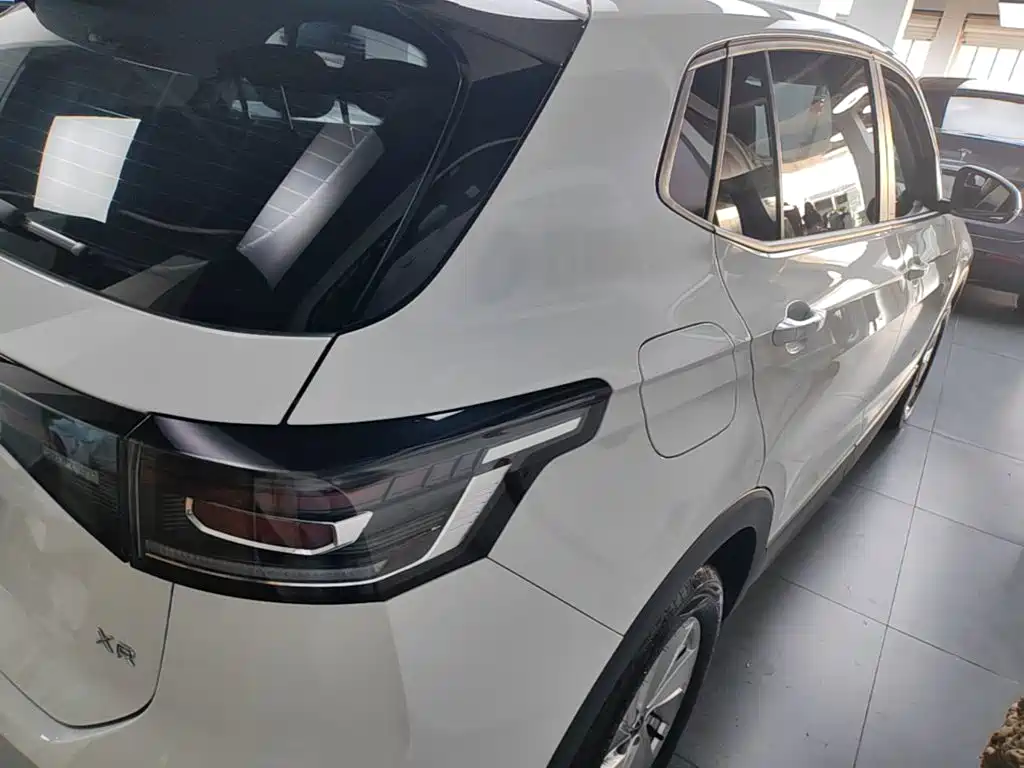 Volkswagen Tharu — миниатюра 7