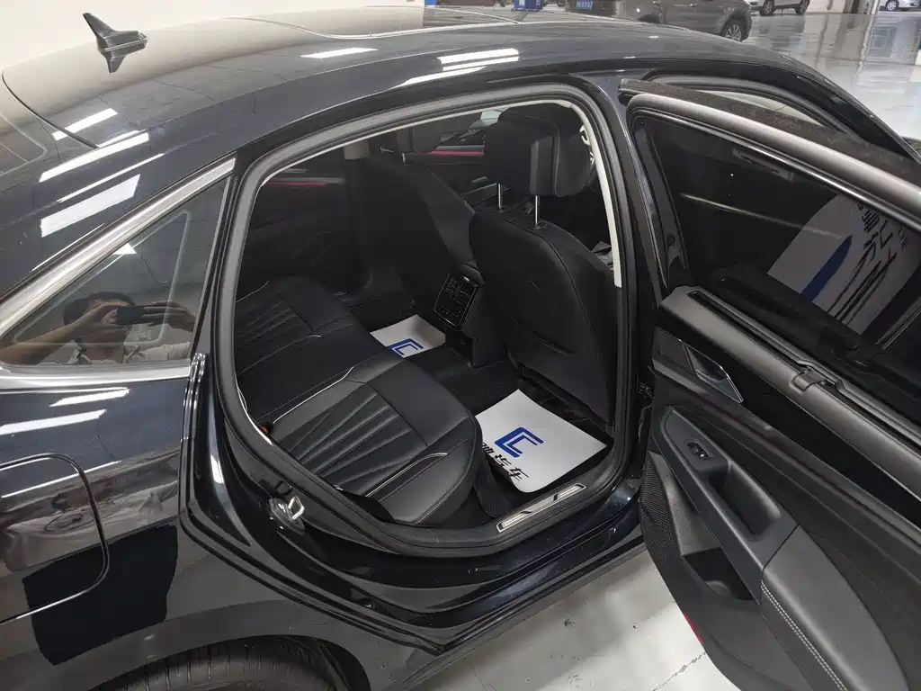 Volkswagen Passat — миниатюра 17