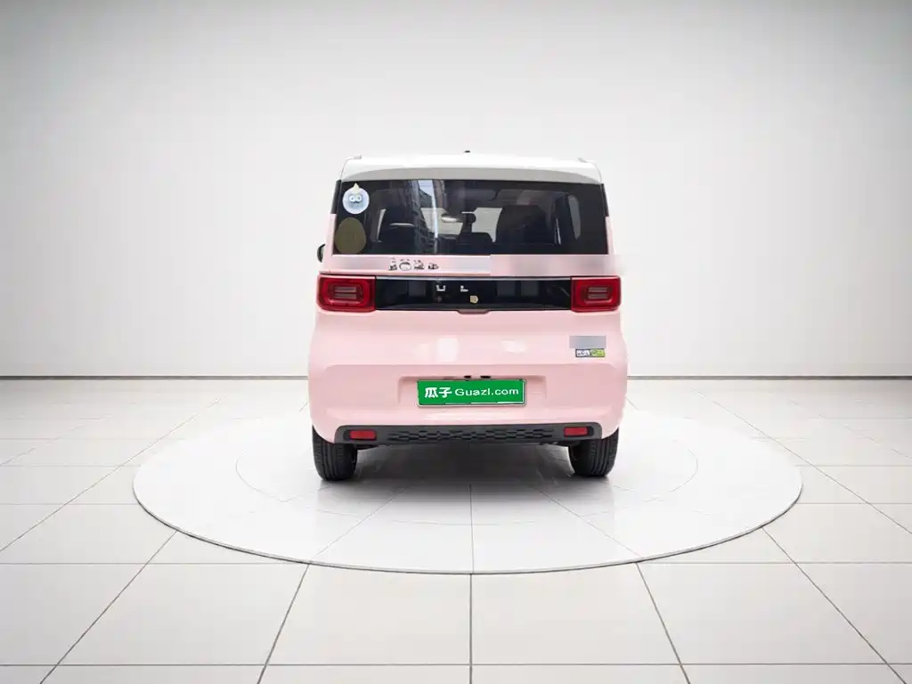 Wuling MINIEV — миниатюра 3