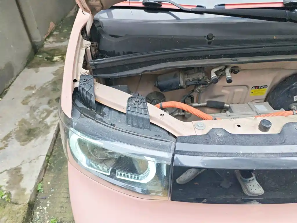 Wuling MINIEV — миниатюра 21