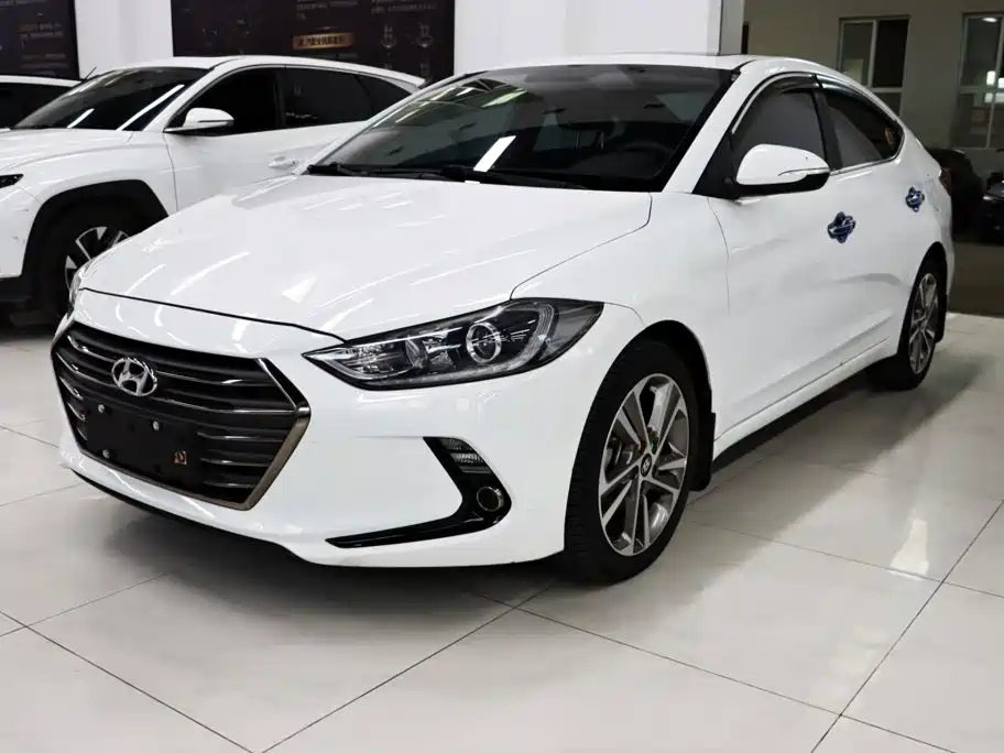 Hyundai Elantra