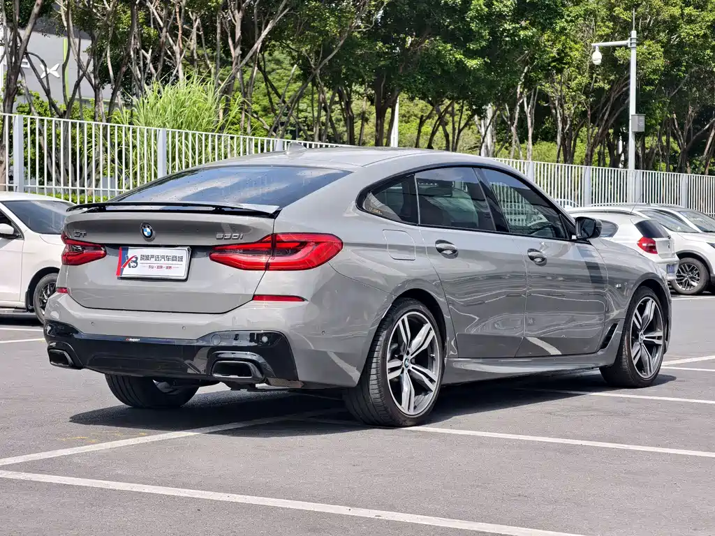 BMW 6 SeriesGT 2021 — фото 6