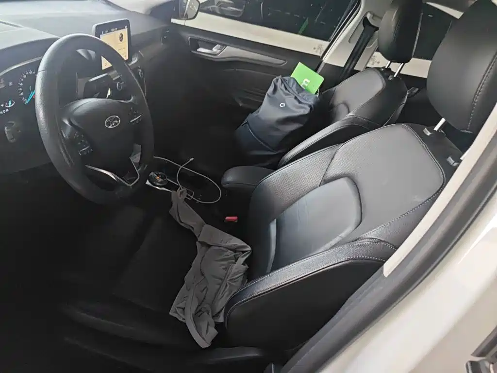 Ford Focus — миниатюра 12