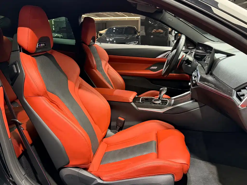 BMW M4 — миниатюра 10