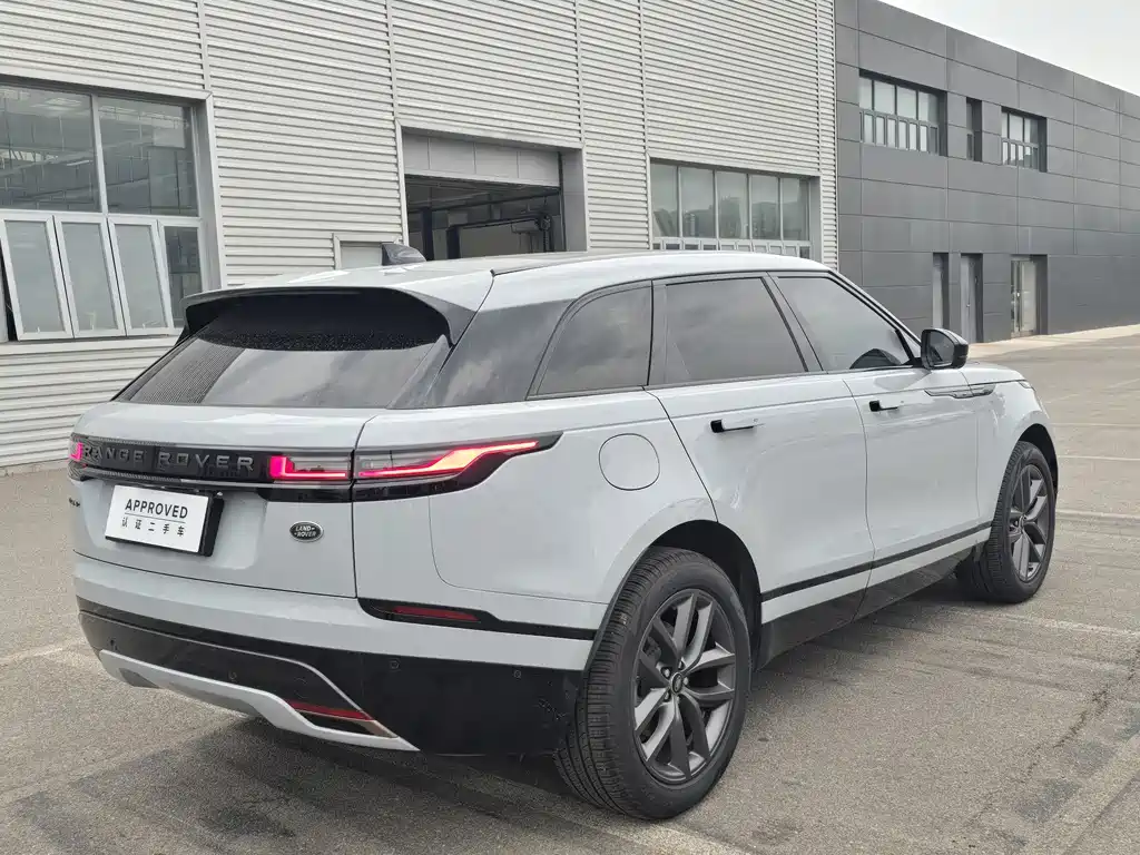 Land Rover Range Rover Velar 2025 Dynamic SE