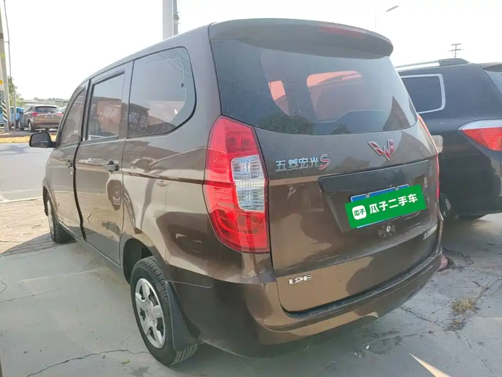 Wuling Hongguang — миниатюра 5