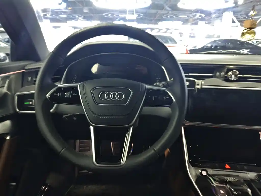 Audi A6L 2025 45 TFSI