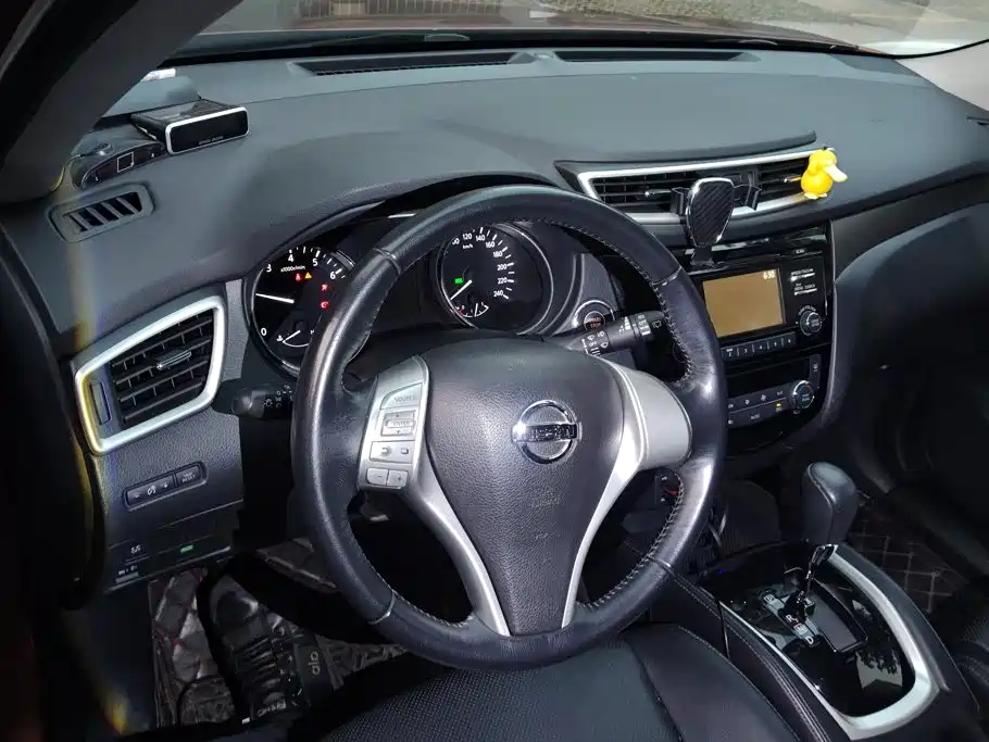 Nissan X-Trail — миниатюра 12