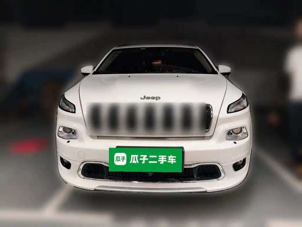 Jeep Cherokee — миниатюра 2