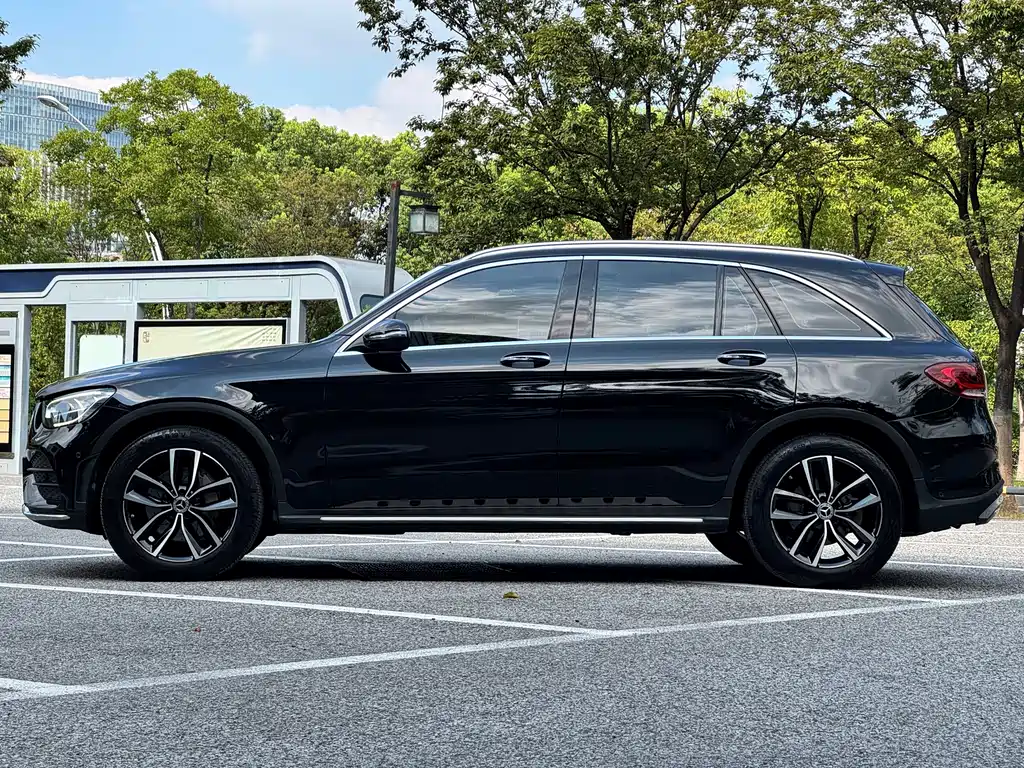 Mercedes-Benz GLC — миниатюра 9