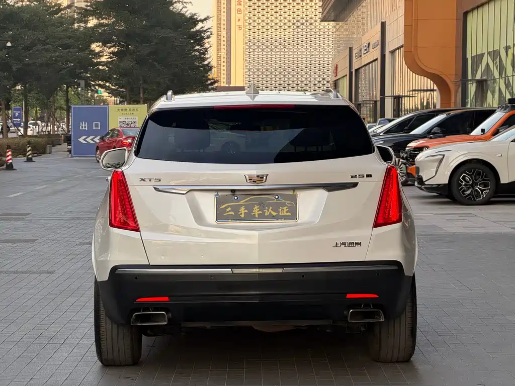 Cadillac XT5 2016 25T Luxury