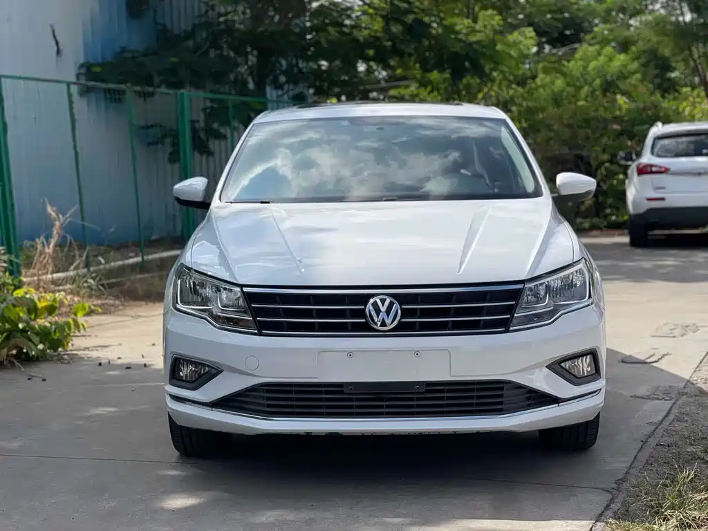 Volkswagen Jetta — миниатюра 2