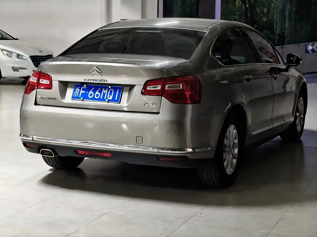 Citroen C5 — миниатюра 5