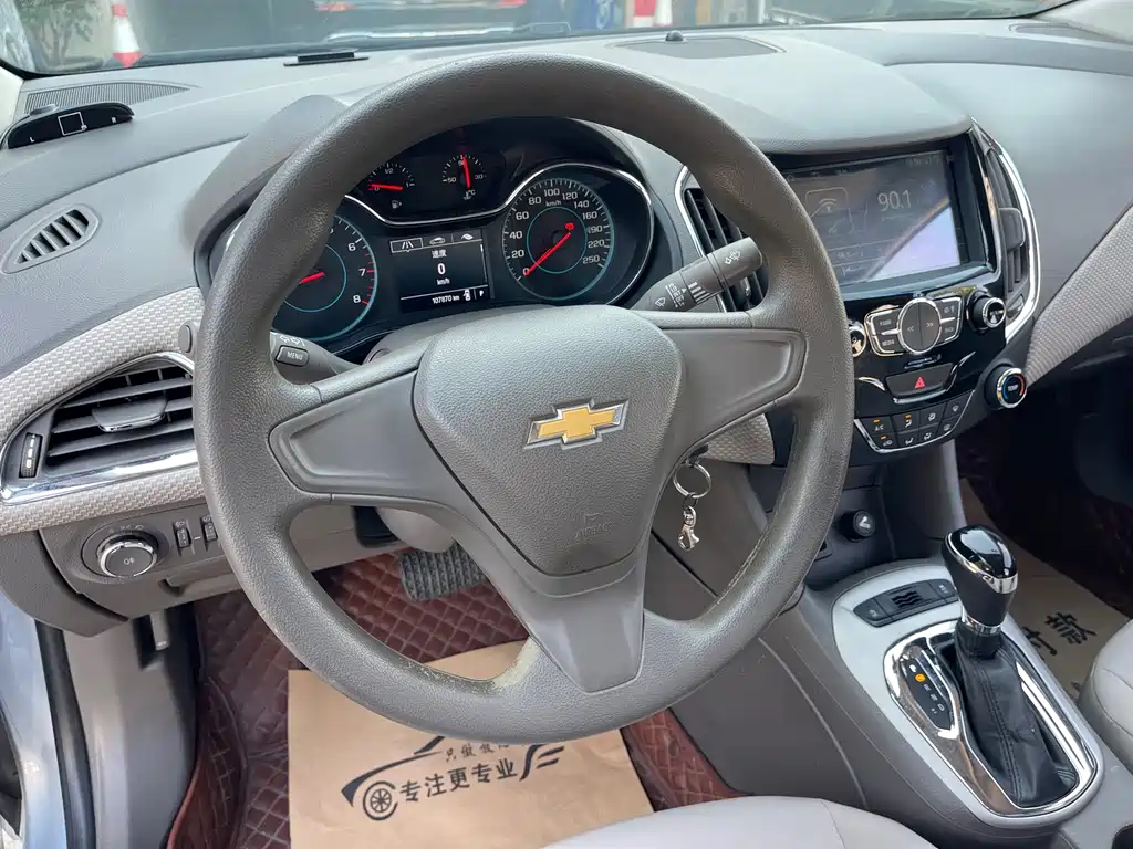 Chevrolet Cruze 2015 1.5L AT Fashion