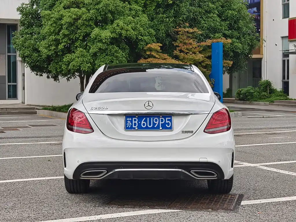 Mercedes-Benz C-Class — миниатюра 5