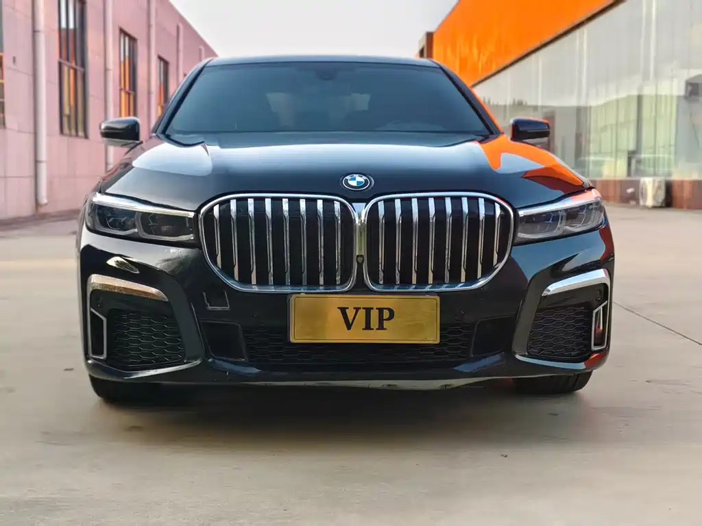 BMW 7 Series — миниатюра 2