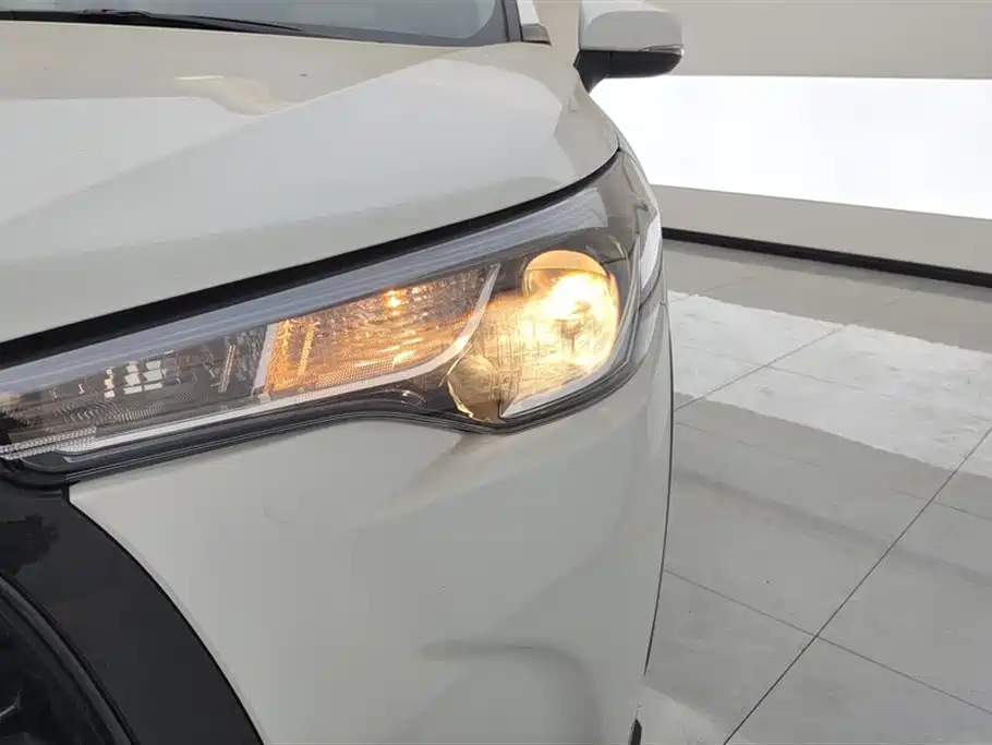 TOYOTA COROLLA SHARP AMPLIFIER