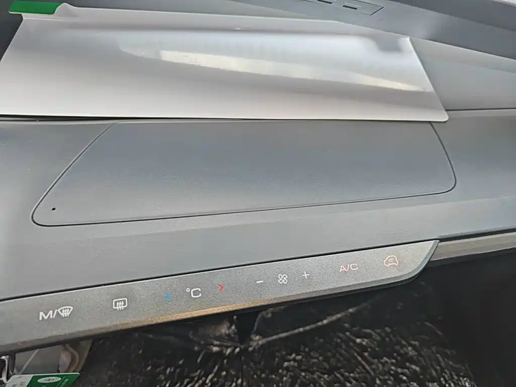 Wuling Nano EV — миниатюра 13