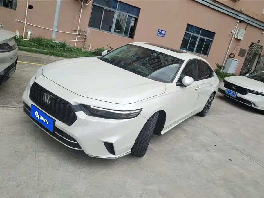 Купить Honda Inspire