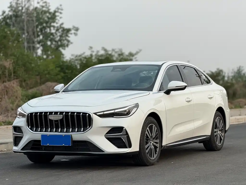 Geely Emgrand 2026