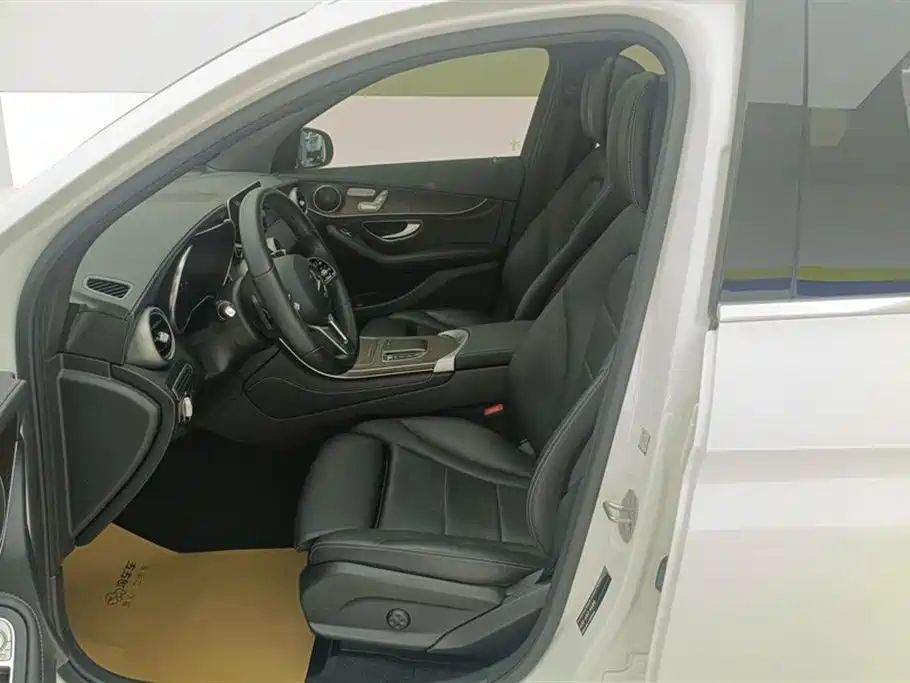 Mercedes-Benz GLC 2020 GLC 260 L 4MATIC Luxury