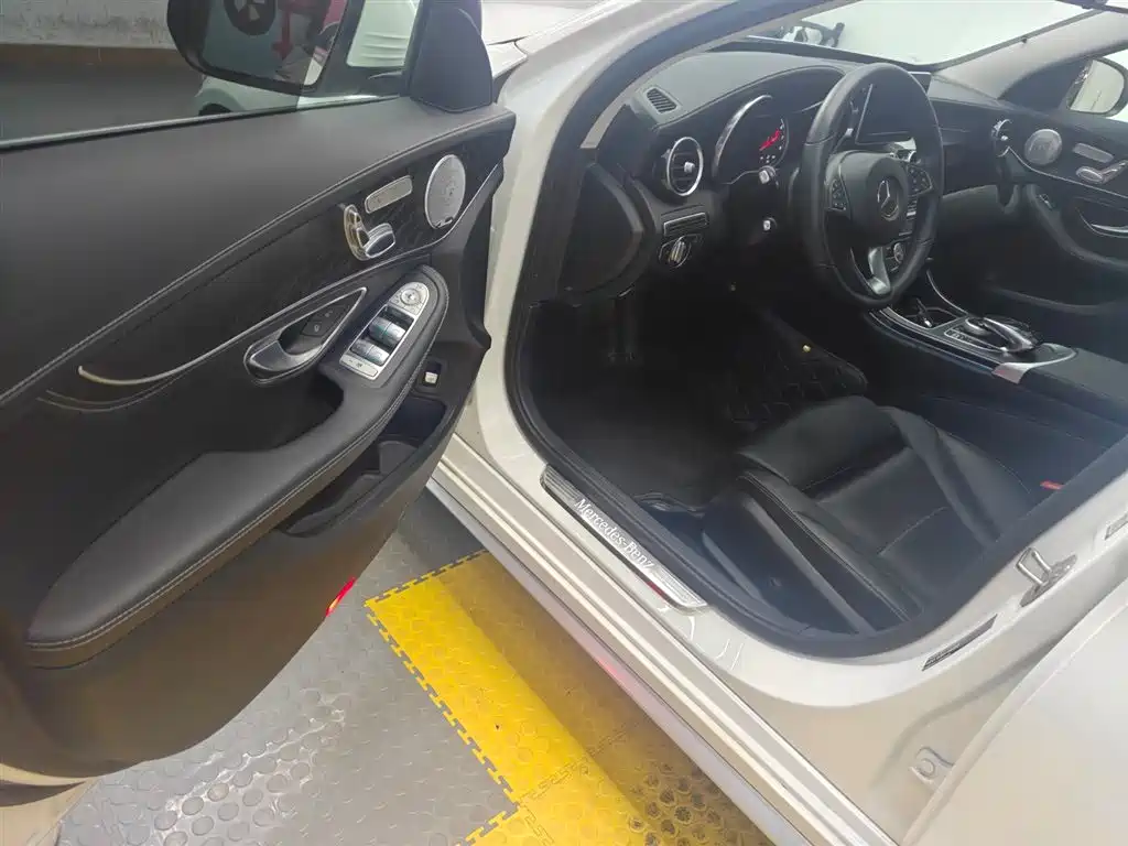 Mercedes-Benz C-Class C 2017 C 200 L Sport