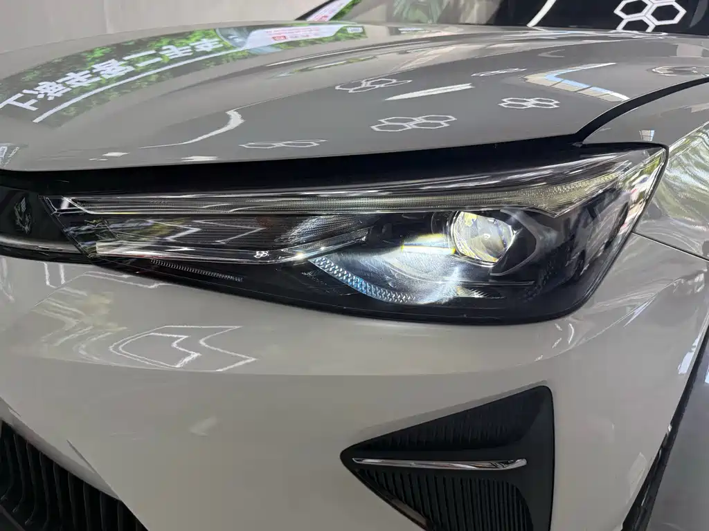 Roewe Ei5 — миниатюра 14