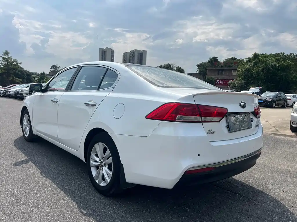 Kia K4 — миниатюра 8