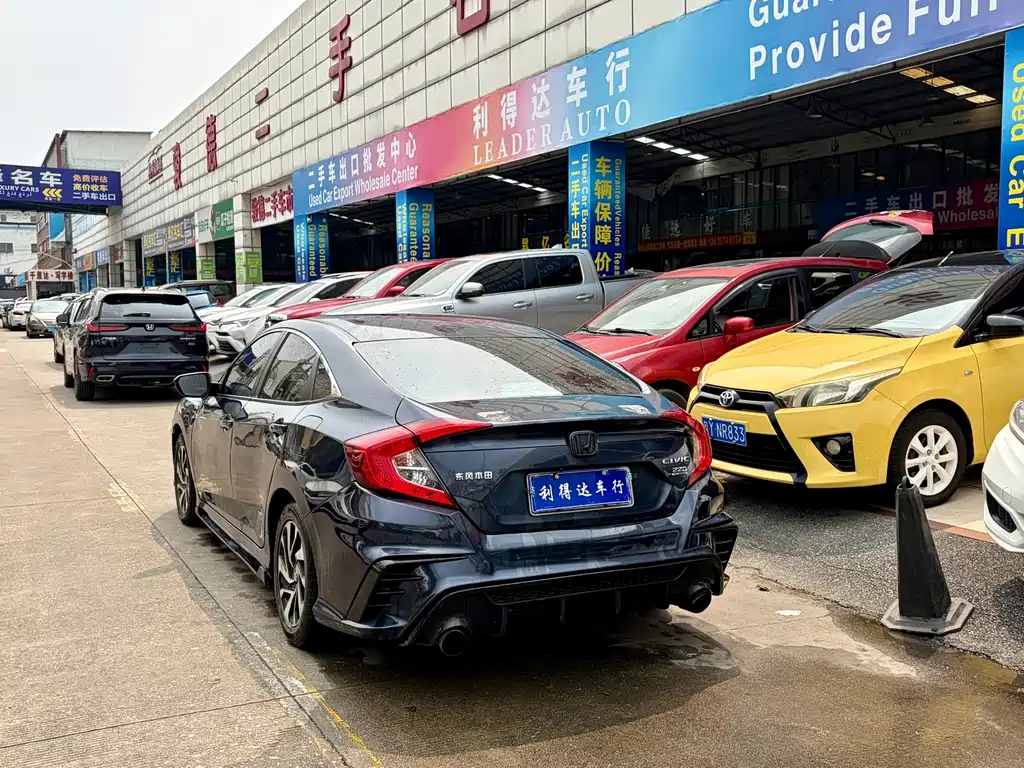 Honda Civic — миниатюра 4