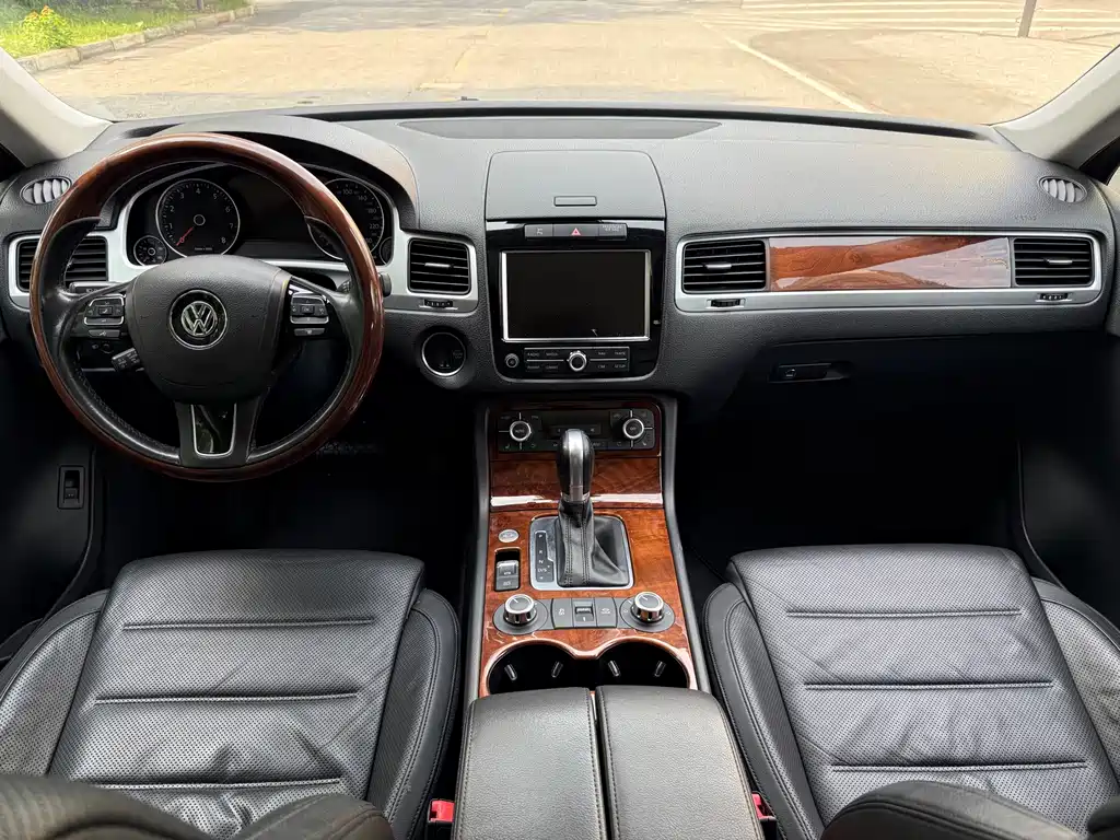 Volkswagen Touareg — миниатюра 13