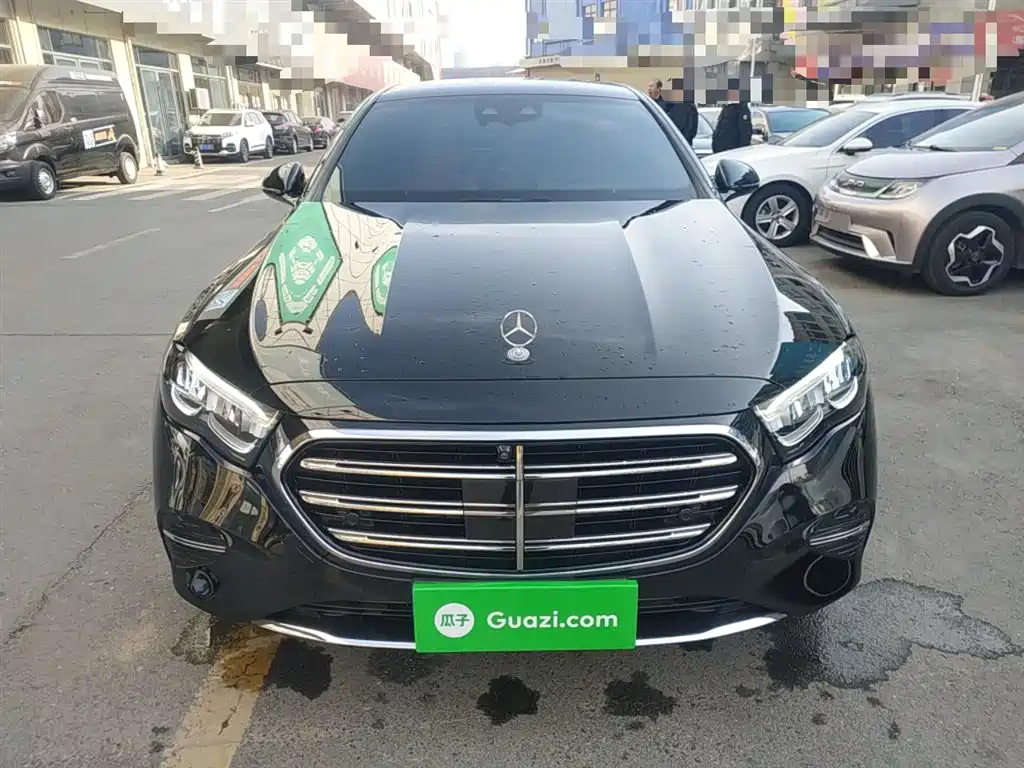 MERCEDES-BENZ E CLASS