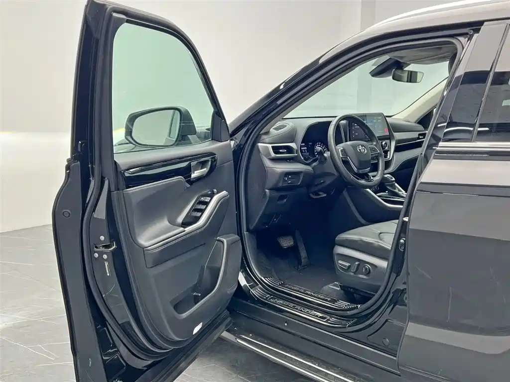 Toyota Highlander — фотографии объявления, Фото 15