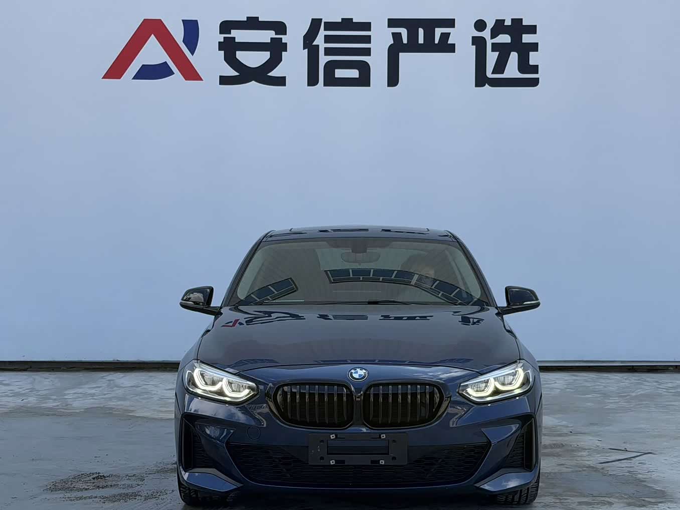 BMW 1 Series 1.5 л 2022 г. Голубой, пробег 37000 км