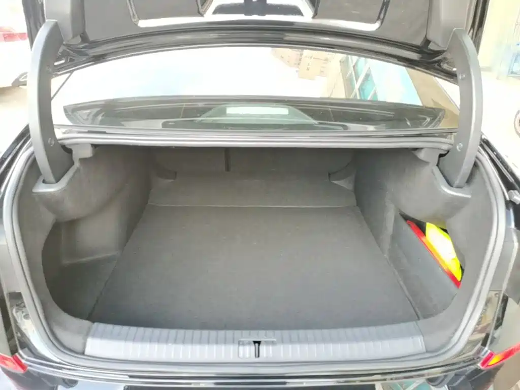 Volkswagen Passat — миниатюра 19