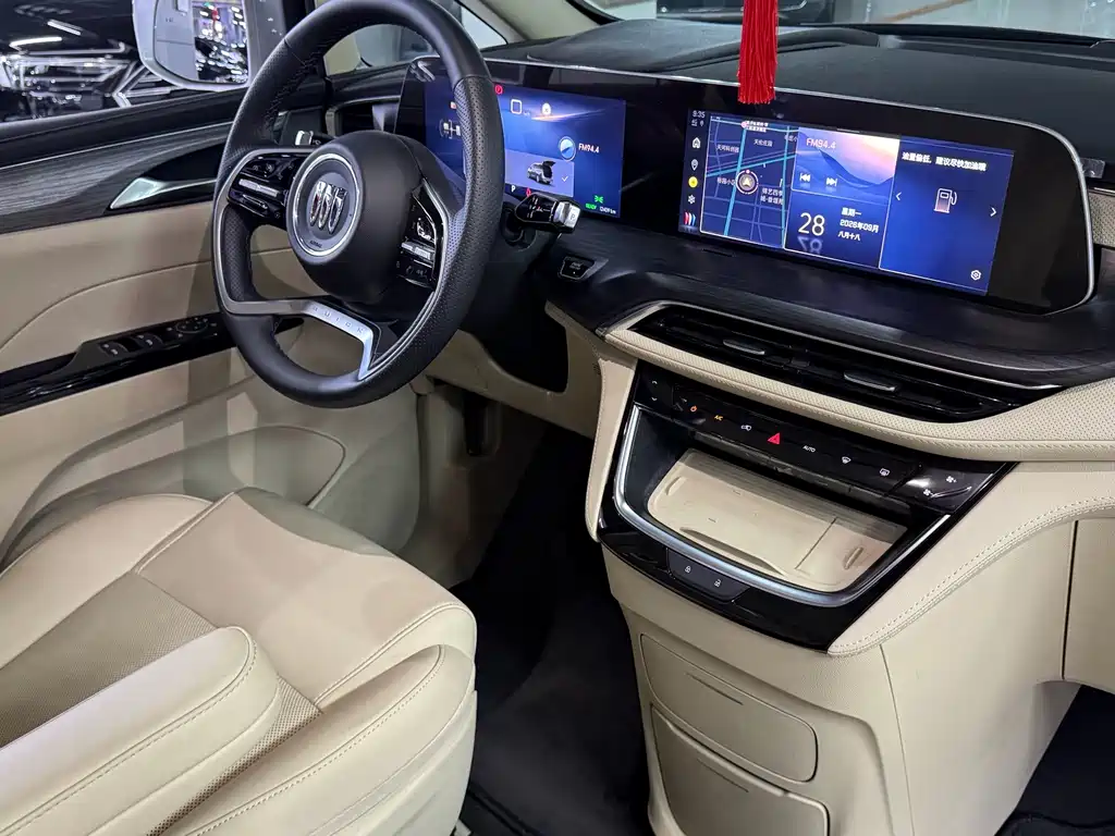 Buick GL8 Hybrid — миниатюра 16