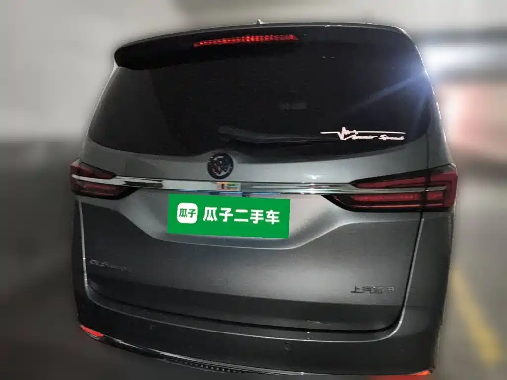 Buick GL8 2023 — фото 5