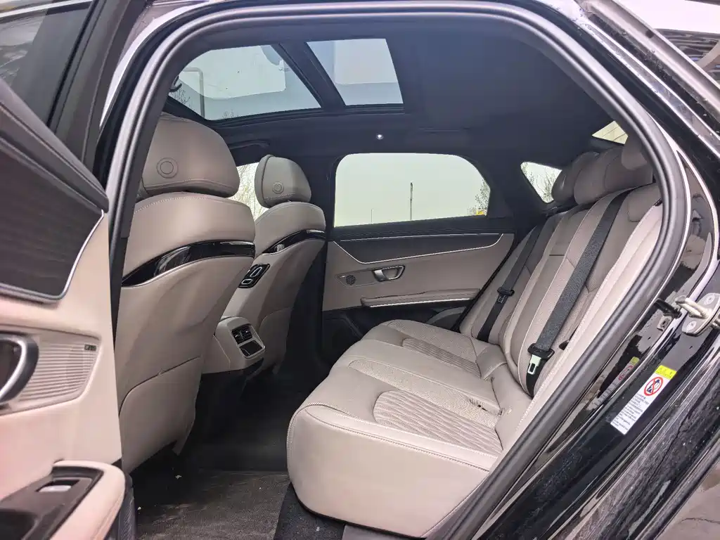 BYD Han 2025 DM-i Smart Drive 125KM Flagship
