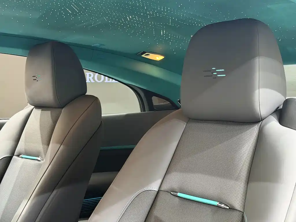 Rolls-Royce Wraith — миниатюра 7
