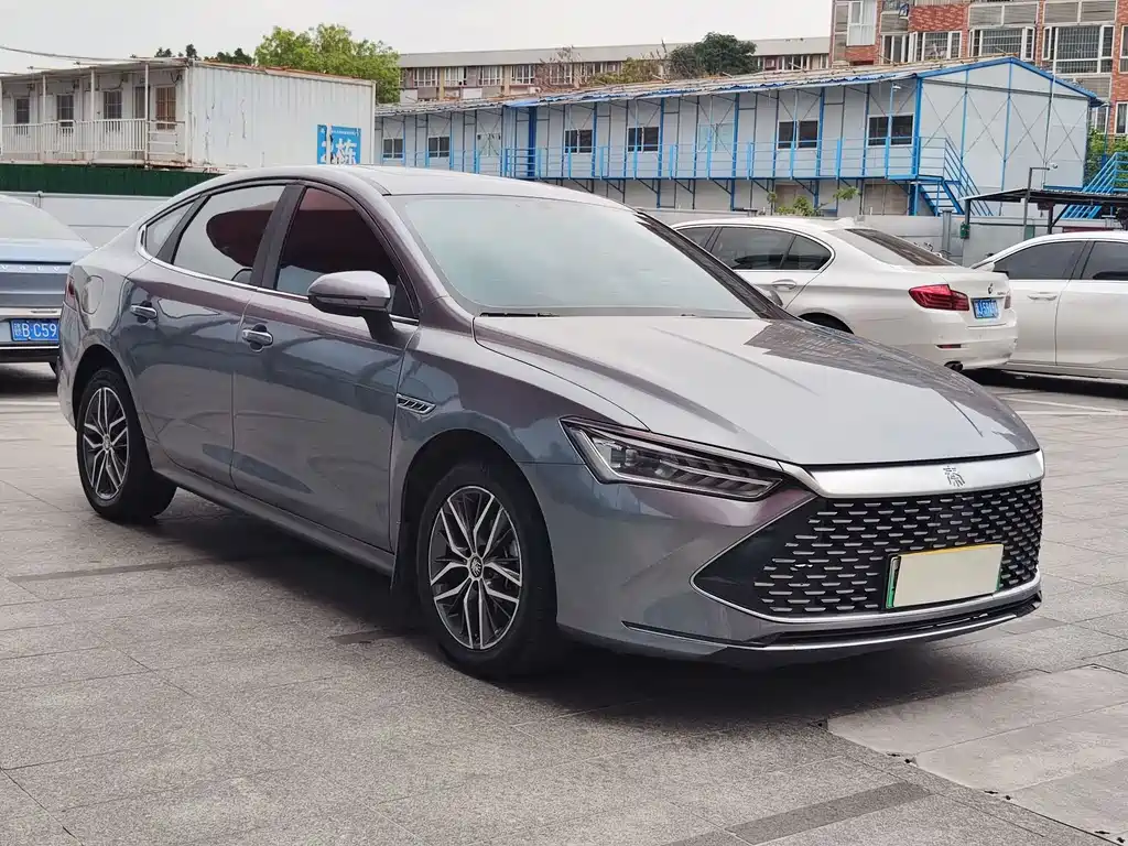 BYD Qin Plus PLUS 2021 DM-i 120KM Luxury
