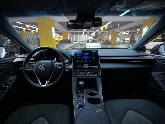 Toyota Avalon 2019 2.0L VI
