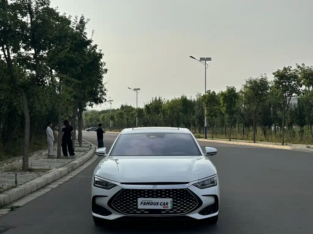 BYD Han 2022 DM-i 121KM Premium